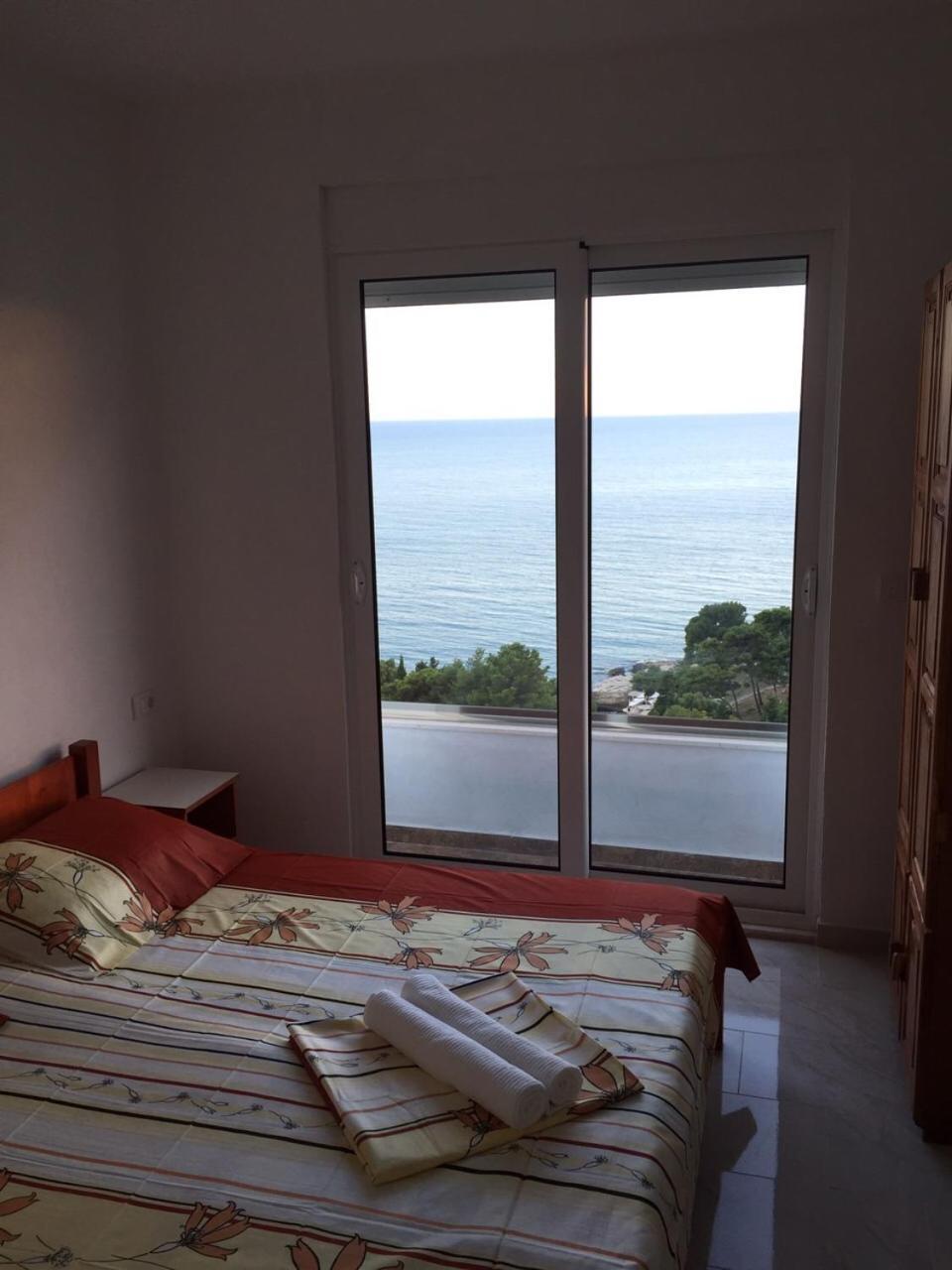 Idealhouse Apartments อุลซิน ภายนอก รูปภาพ