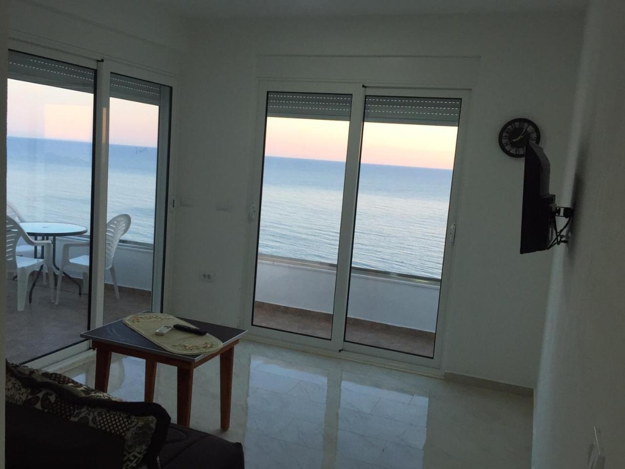 Idealhouse Apartments อุลซิน ภายนอก รูปภาพ